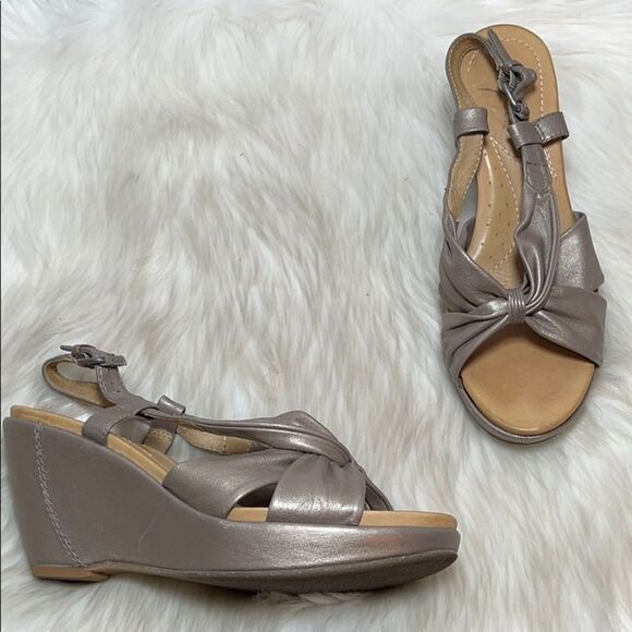Naya Maher Gold Leather Wedge Sandals Sz. 7.5 - Picture 1 of 6
